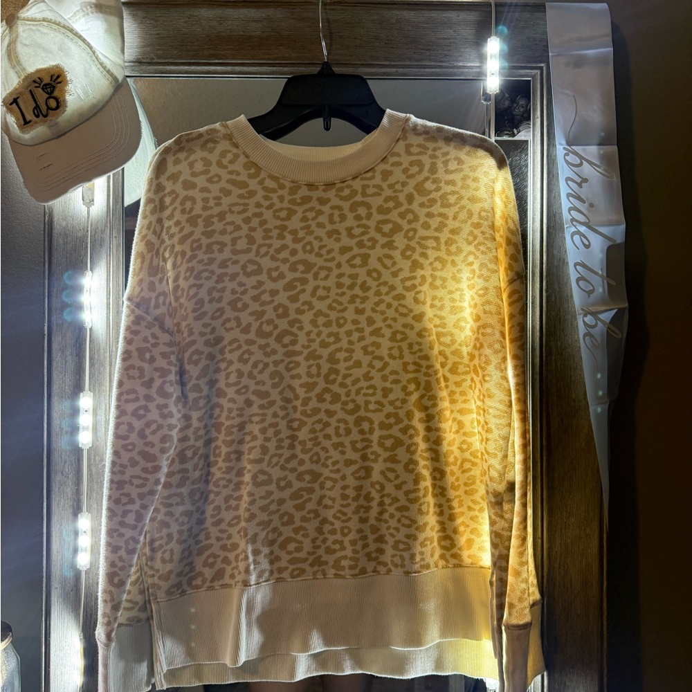 Time and Tru Leopard Print Sweater - Cream and Tan